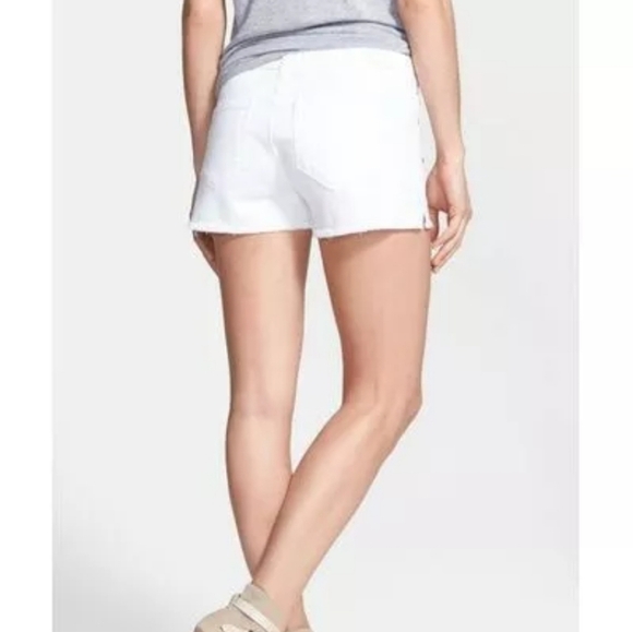 PAIGE STYLE#:INDIO ZIP MID RISE WHITE SHORTS SZ:32 - Picture 2 of 9